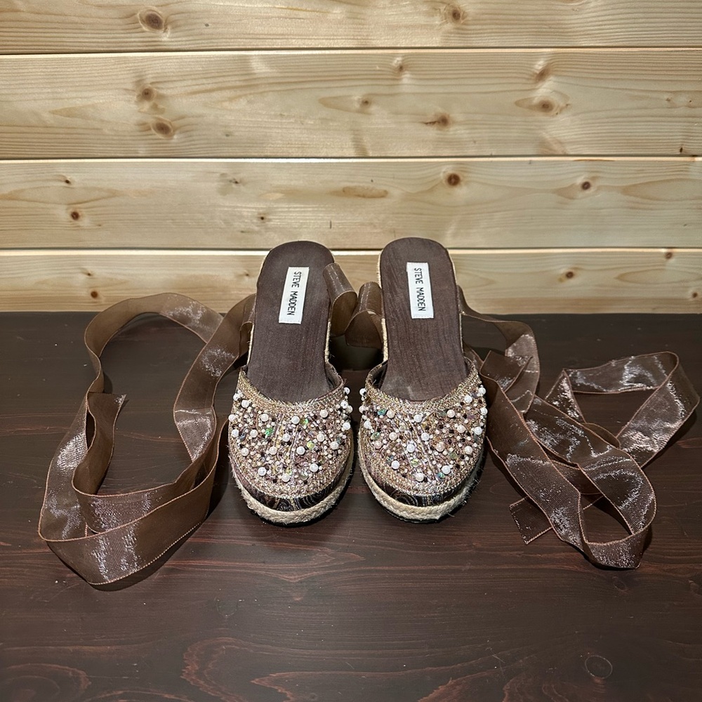 BNWOT Steve Madden Bombay bronze ribbon tie espadrilles size 6.5